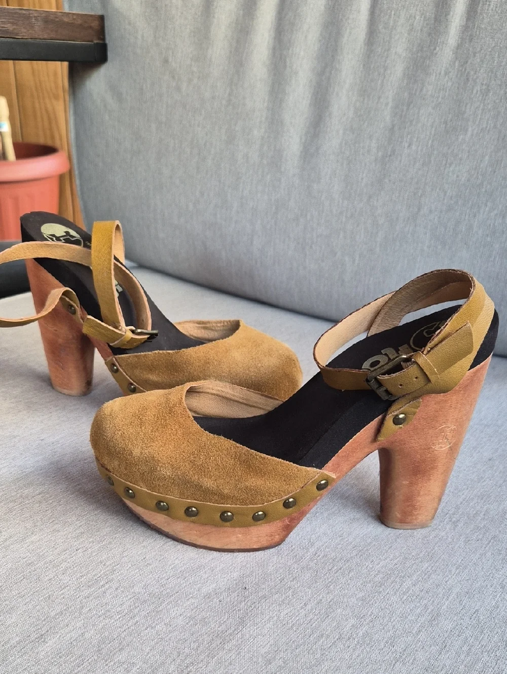 Flogg Suede Platform Boho Heels - Picture 1 of 5